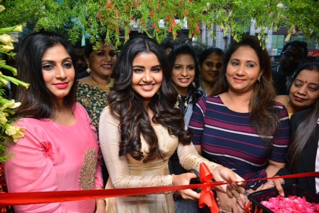 Anupama Parameswaran launches ABC Clinic at Banjara Hills