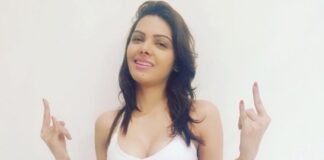 Sherlyn Chopra Hot Instagram Photos