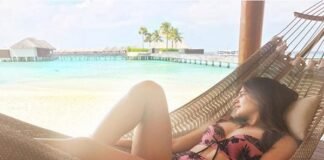 Samantha Akkineni Relaxing on Beach in Bikini