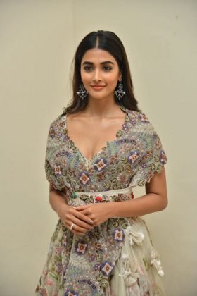 pooja hegde new photos at saakshyam movie audio launch southcolors 13